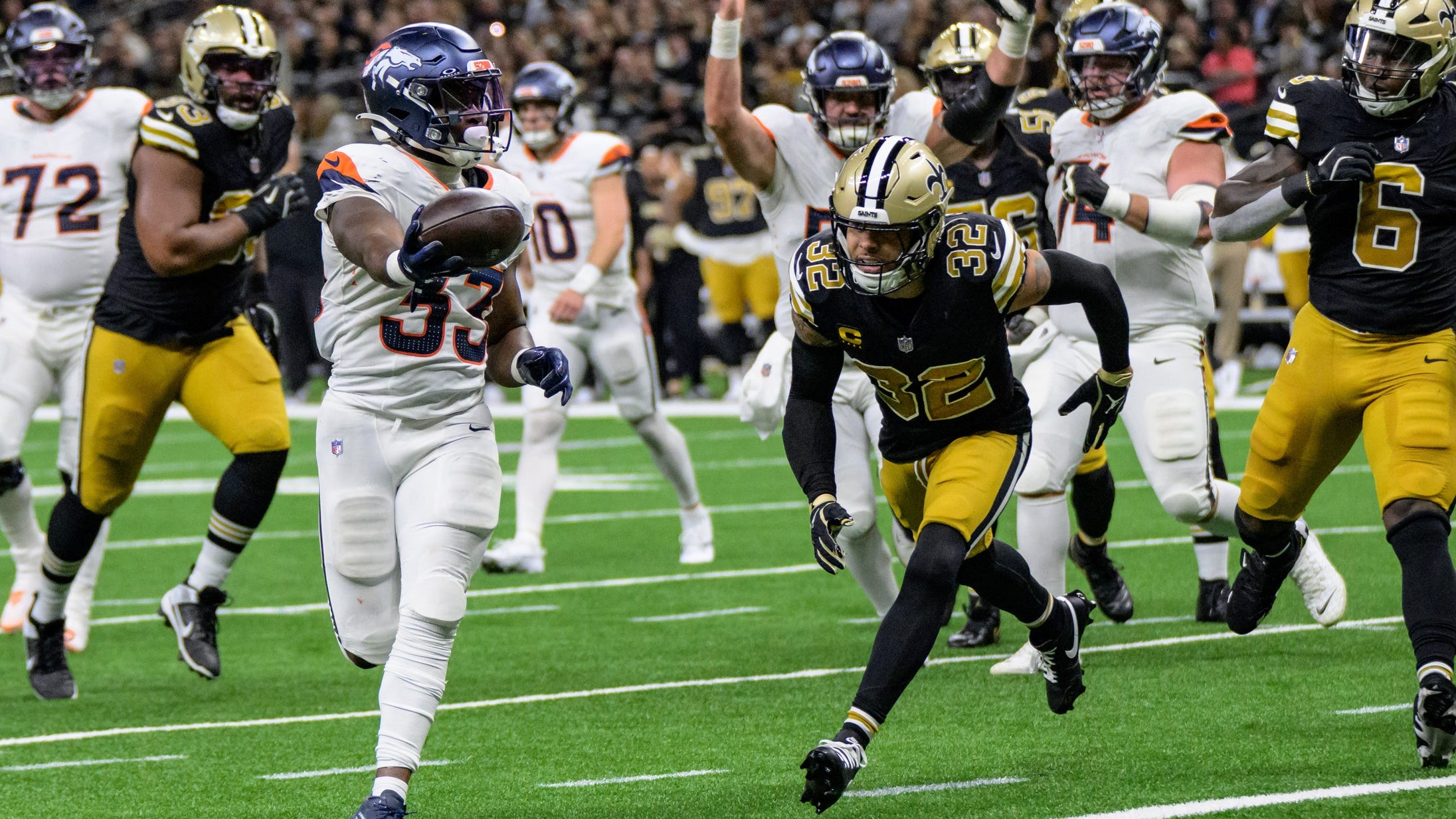 3 up, 3 down in Saints-Broncos: Everyone and anyone can run wild on New Orleans