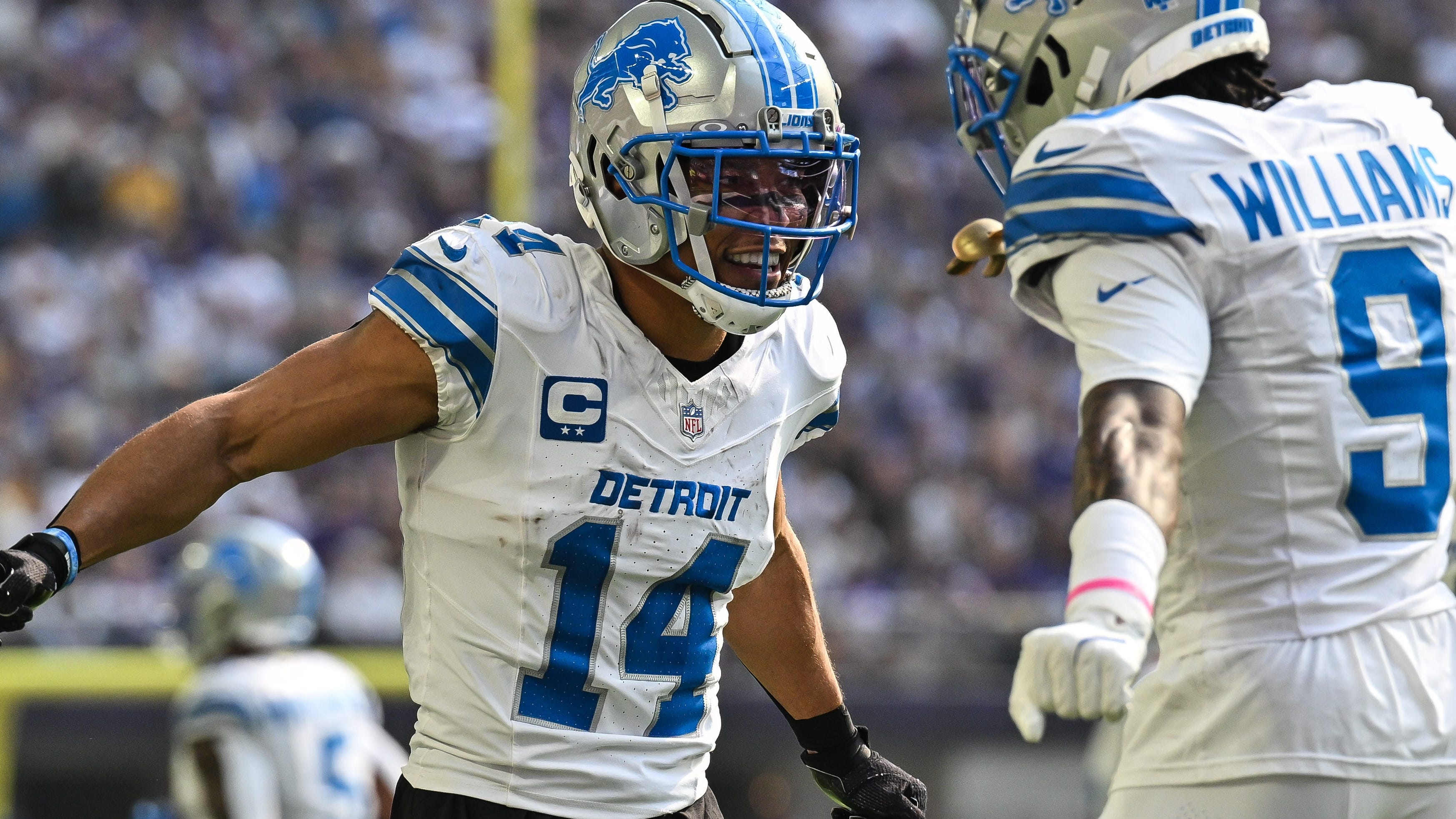 NFL Public Betting Picks for Week 8: Heavy Action on Lions, Broncos, and Packers | BetQL