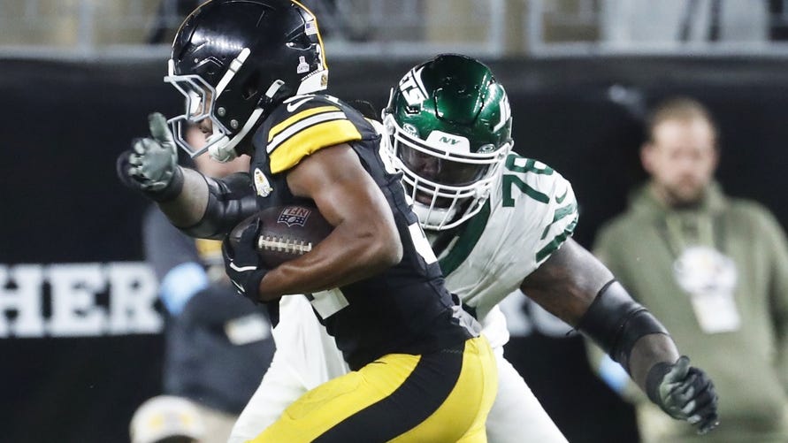 Studying helps Bishop get 1st 2 NFL interceptions