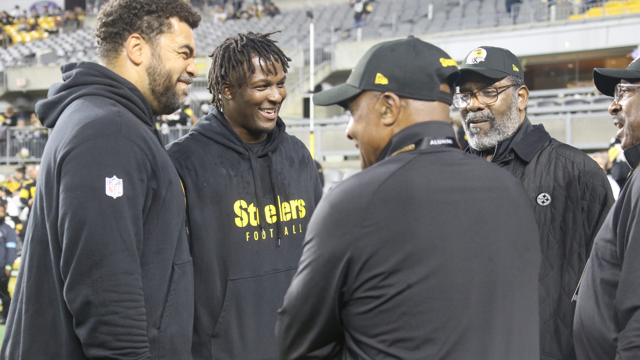 Steelers alumni divided on who they're supporting for president