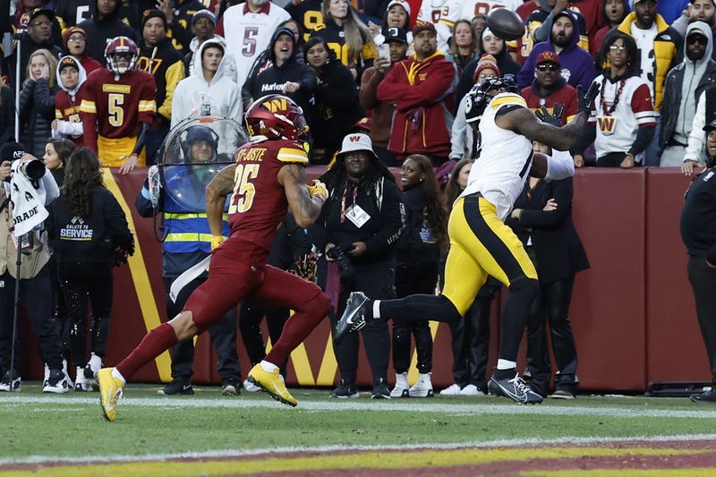 Mike Williams makes game-winning catch vs. Washington