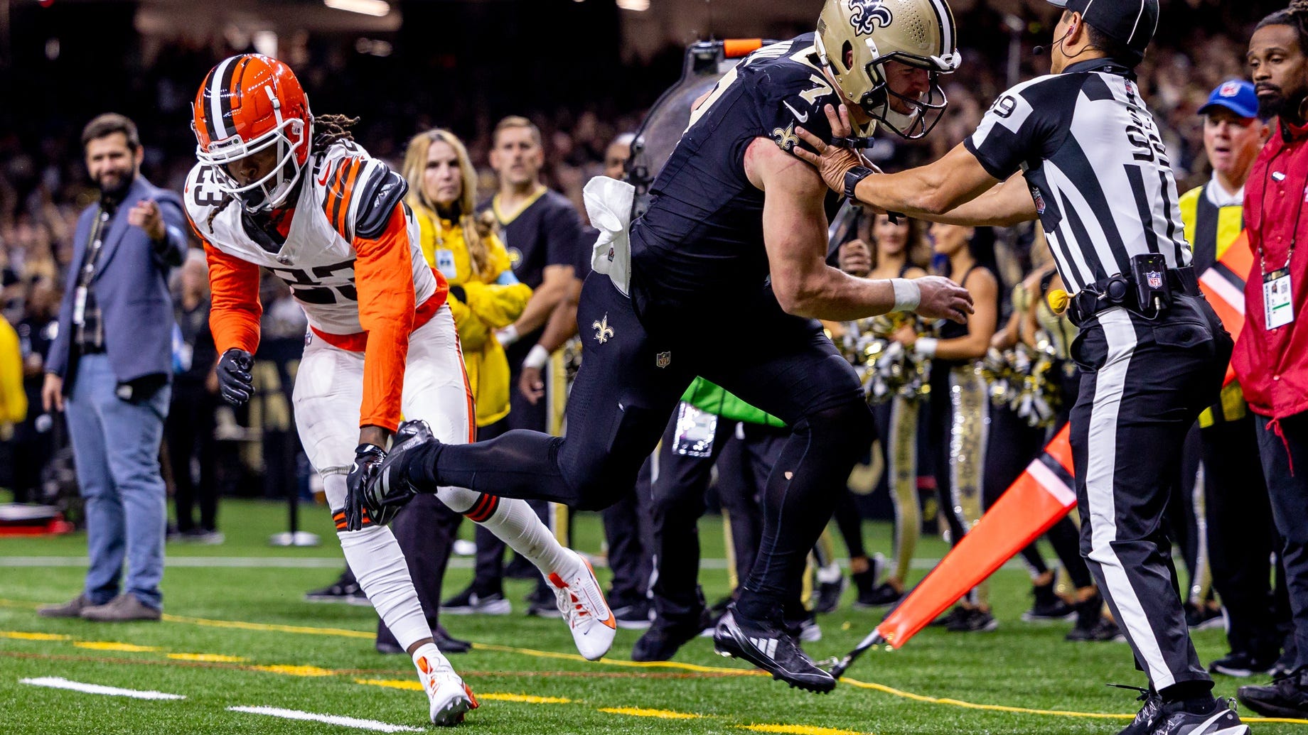 3 up, 3 down from Saints-Browns: Taysom's big day, efficient Carr and built Werner tough