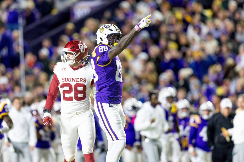 Former LSU tight end Ka'Morreun Pimpton
