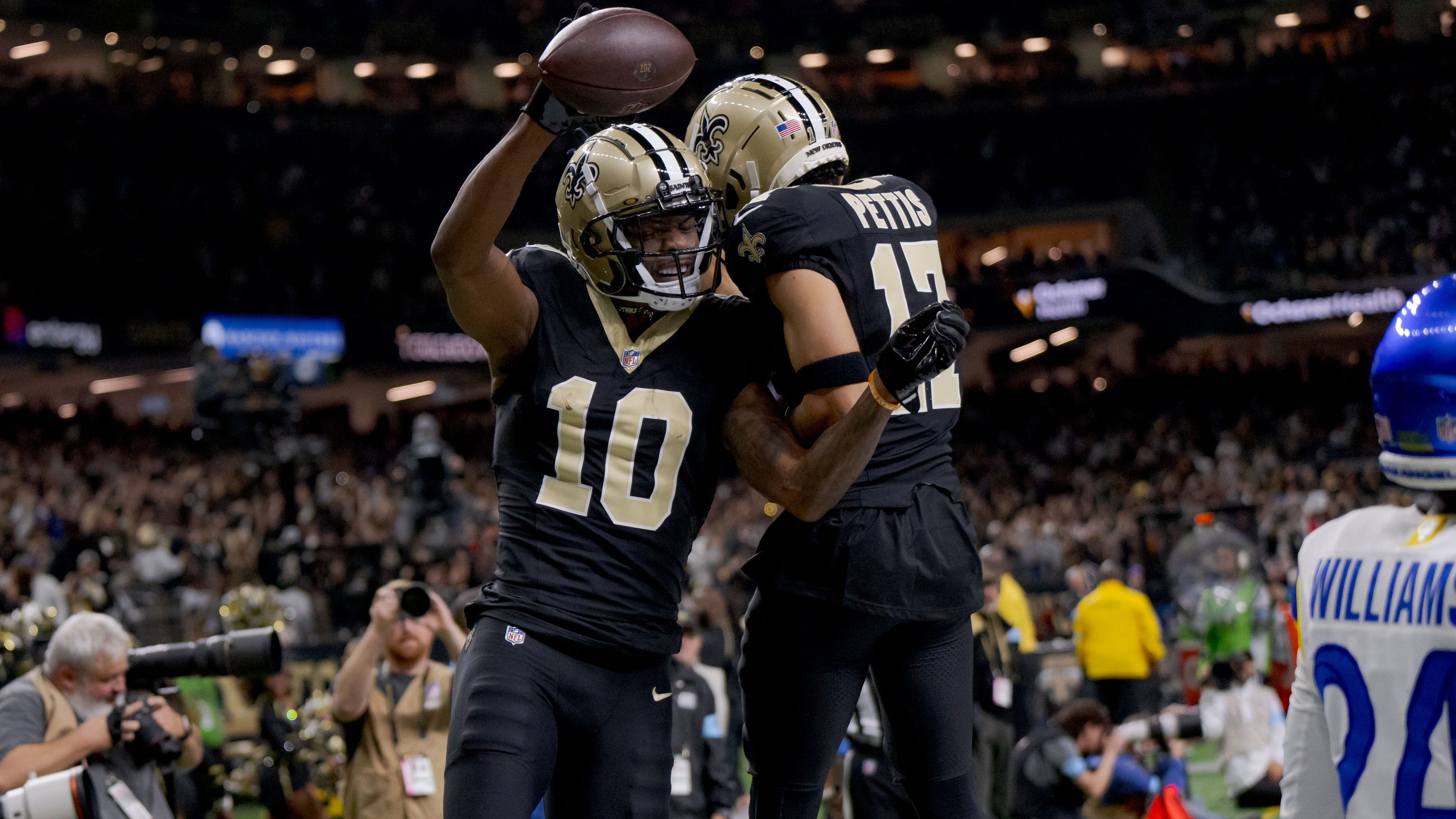 Saints Week 18 injury report, Thursday: 2 players upgraded, 1 added