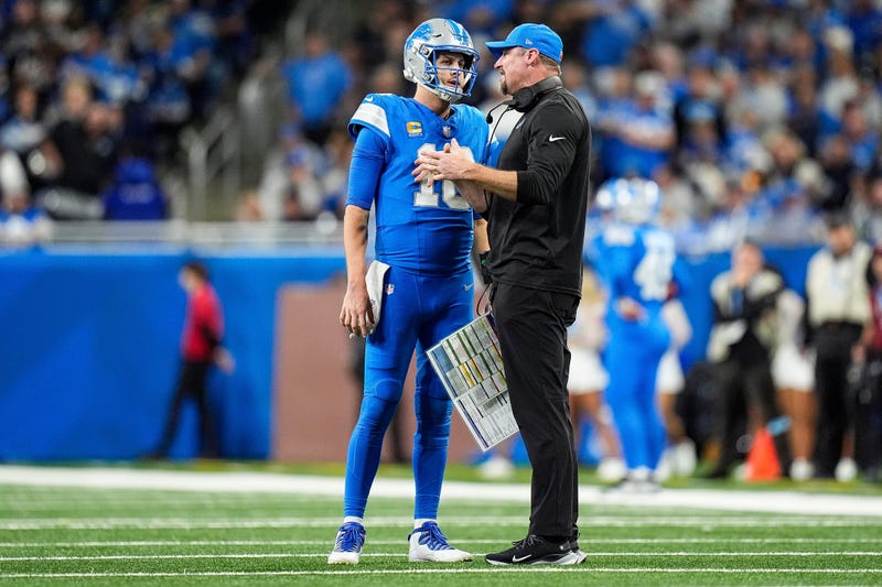 Jared Goff, Dan Campbell
