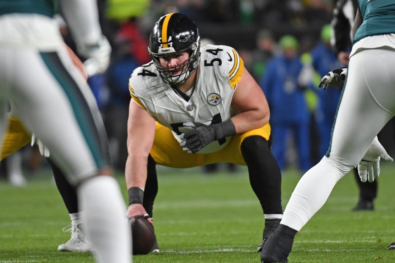 Zach Frazier under center vs Eagles