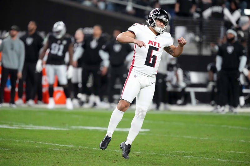 Should the Falcons move on from Younghoe Koo?