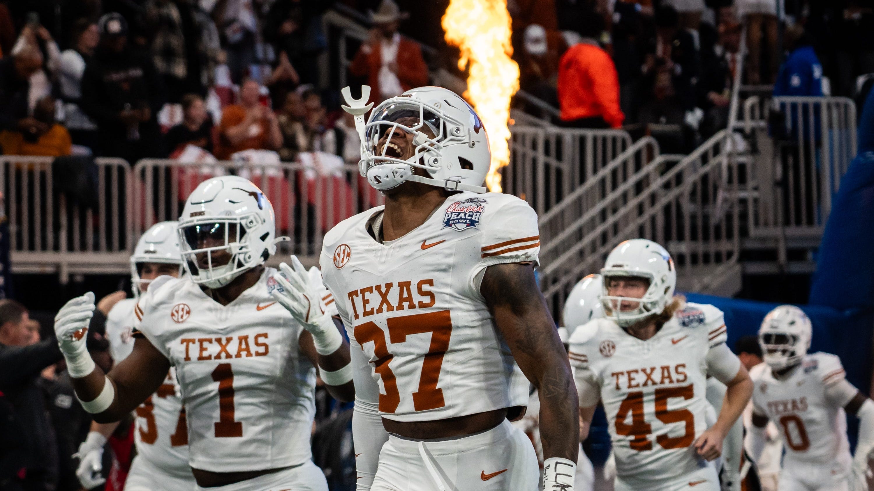 Staff Picks for College Football Playoff Semifinals | BetQL