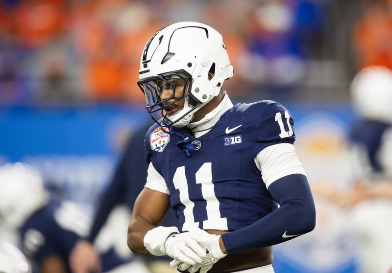 Dec 31, 2024; Glendale, AZ, USA; Penn State Nittany Lions defensive end Abdul Carter (11) against the Boise State Broncos in the Fiesta Bowl at State Farm Stadium. 