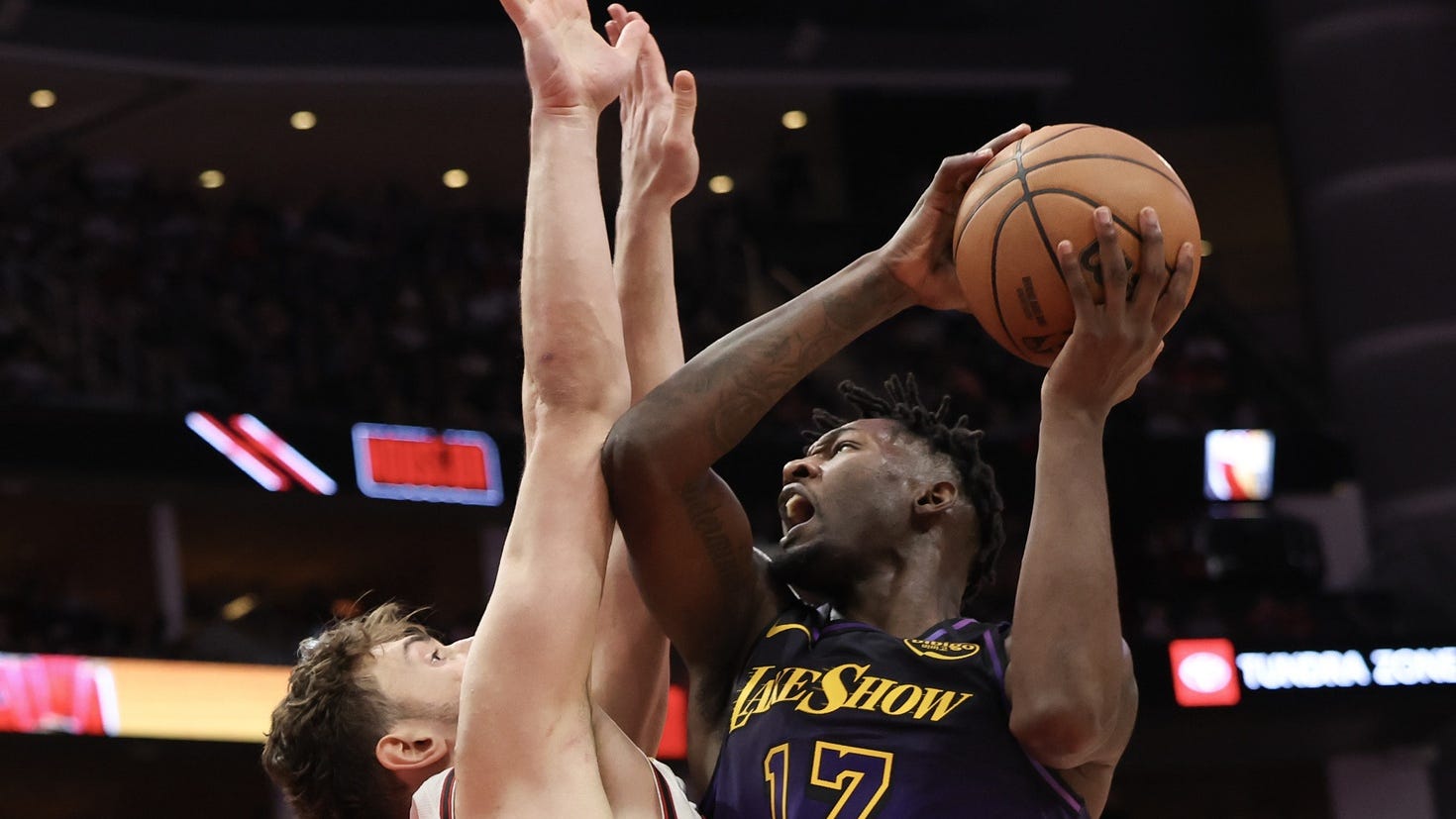 Rockets agree to four-year, $53 million deal with Dorian Finney-Smith