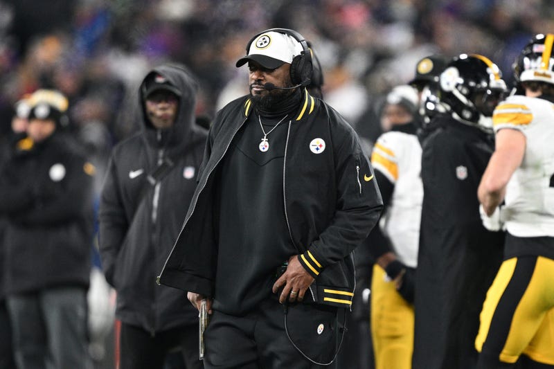 Jan 11, 2025; Baltimore, Maryland, USA; Pittsburgh Steelers head coach Mike Tomlin looks in the third quarter against the Baltimore Ravens in an AFC wild card game at M&T Bank Stadium.