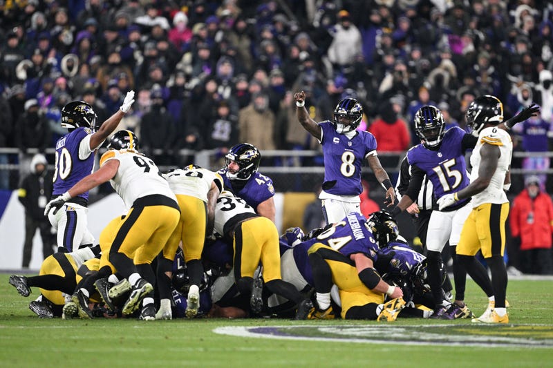 Lamar Jackson celebrating v Ravens