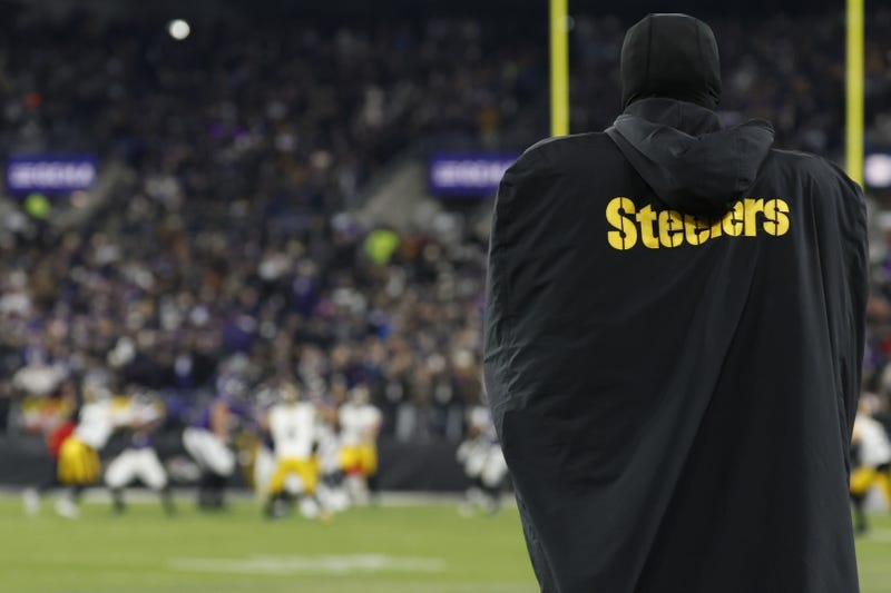 Steelers jacket at game