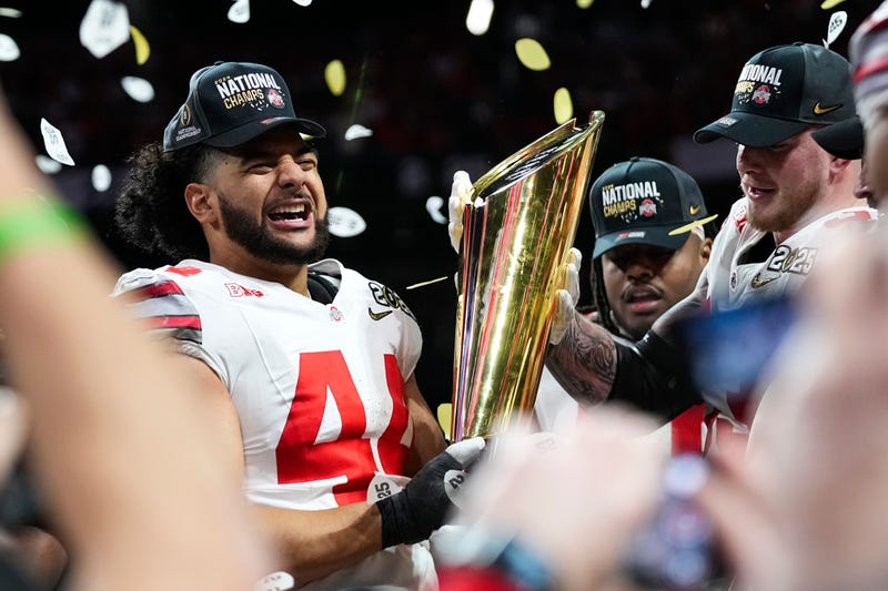 Ohio State Buckeyes defensive end JT Tuimoloau celebrates after defeating Notre Dame Fighting Irish