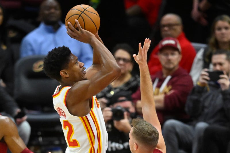 Should the Hawks sell high on De'Andre Hunter?