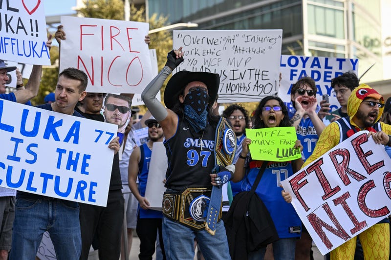 Mavericks protest