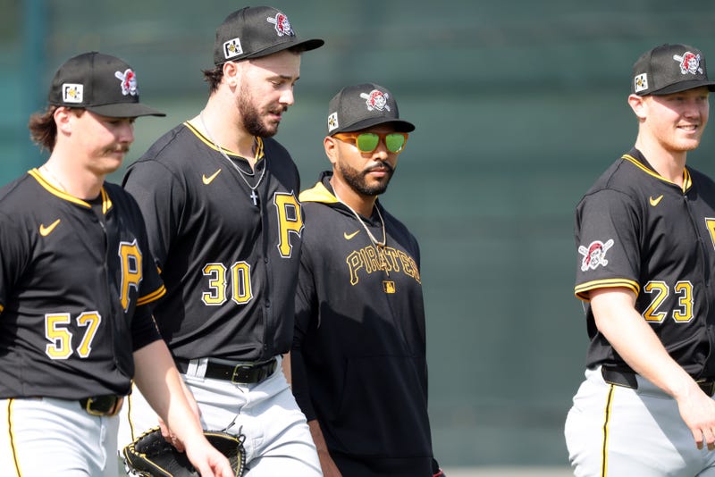 Paul Skenes Bubba Chandler Mitch Keller walking in Spring Training