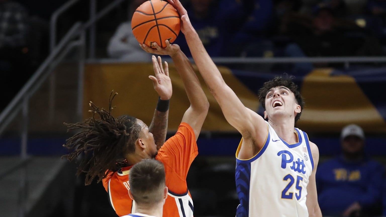 Big 2nd half keys Pitt win as several step up