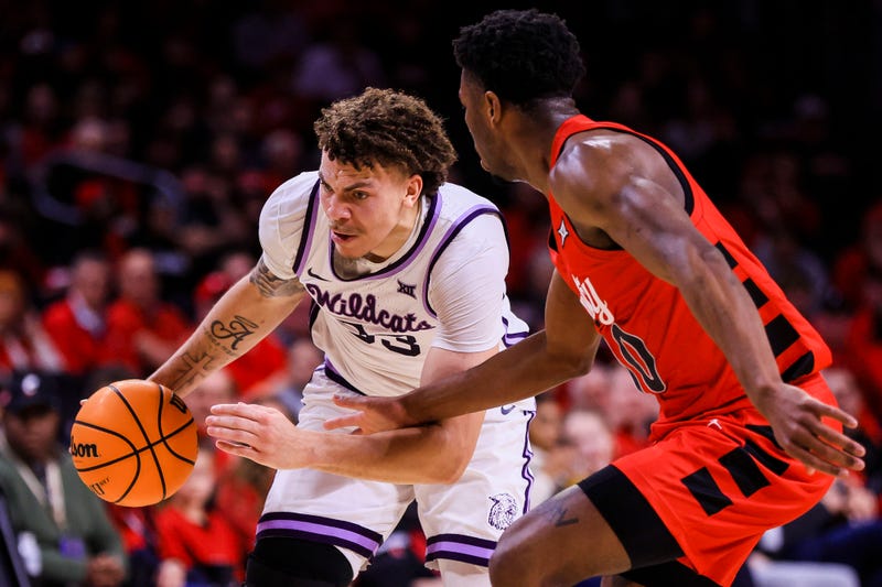 K-State defeats Cincinnati 54-49