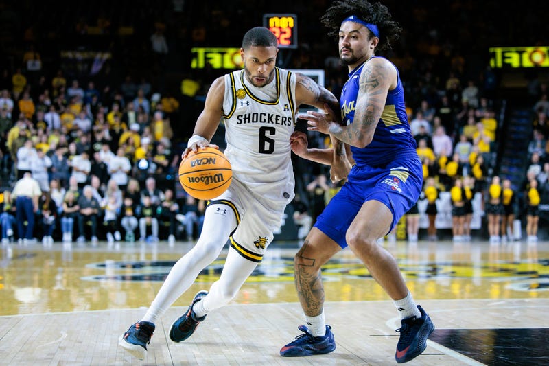 Shockers suffer loss in regular season finale