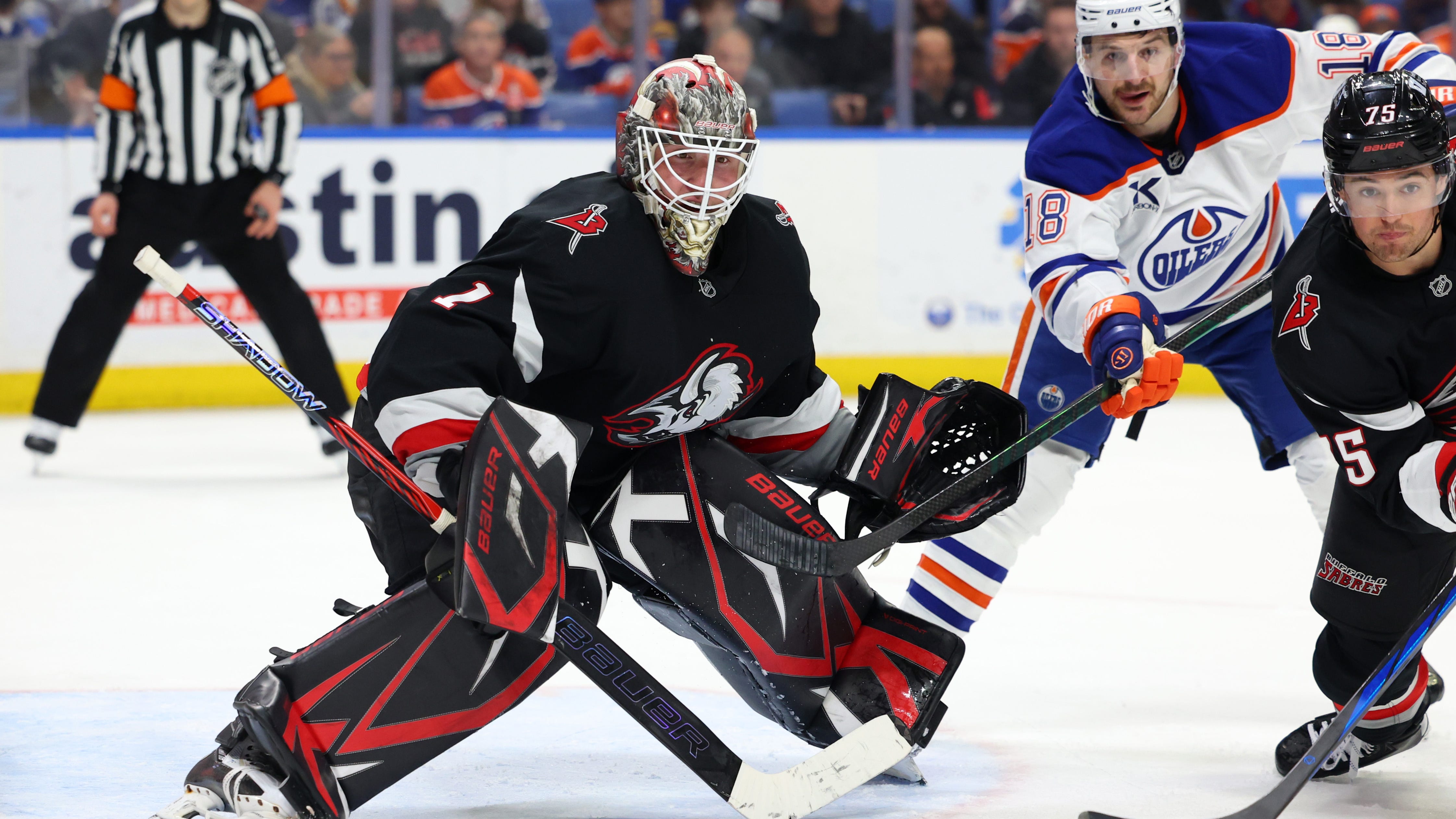 Luukkonen, Kesselring won't be ready for season opener due to injury