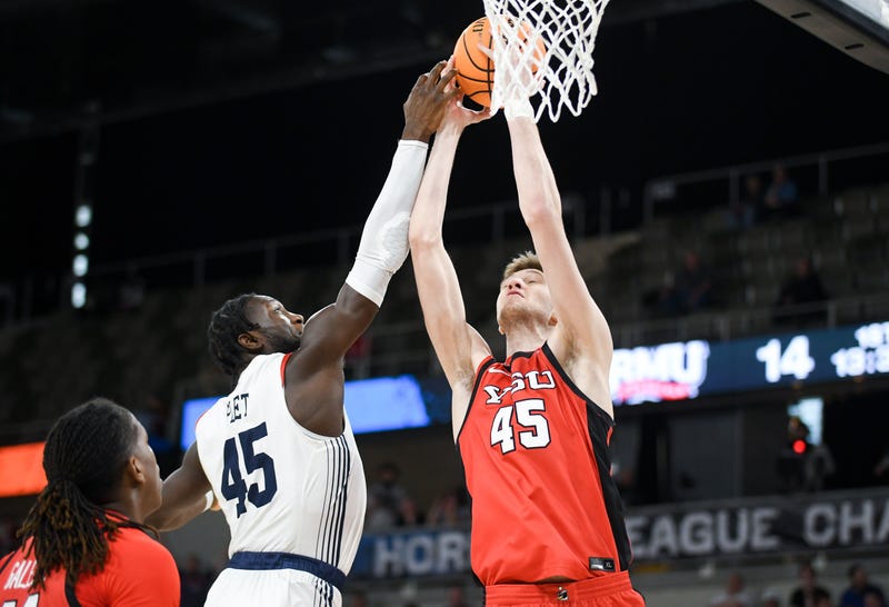 Robert Morris defense