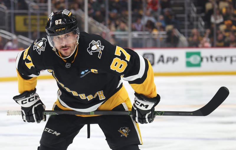 Sidney Crosby look on ice