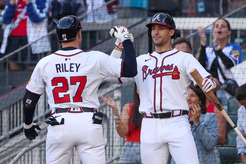 Atlanta Braves third baseman Austin Riley (27) celebrates with first baseman Matt Olson (28)