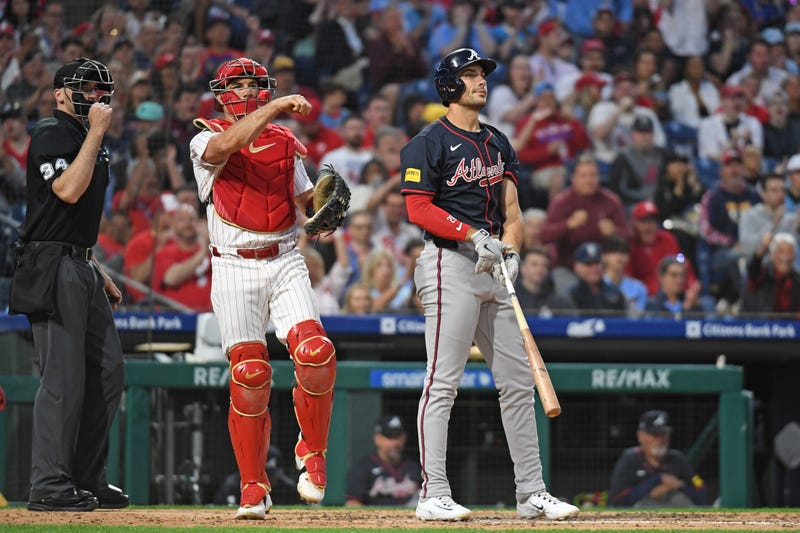 Atlanta Braves first base Matt Olson (28) reacts after striking out with the bases loaded