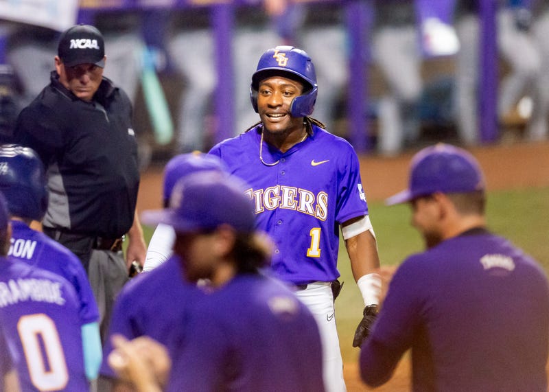 LSU beats Dallas Baptist