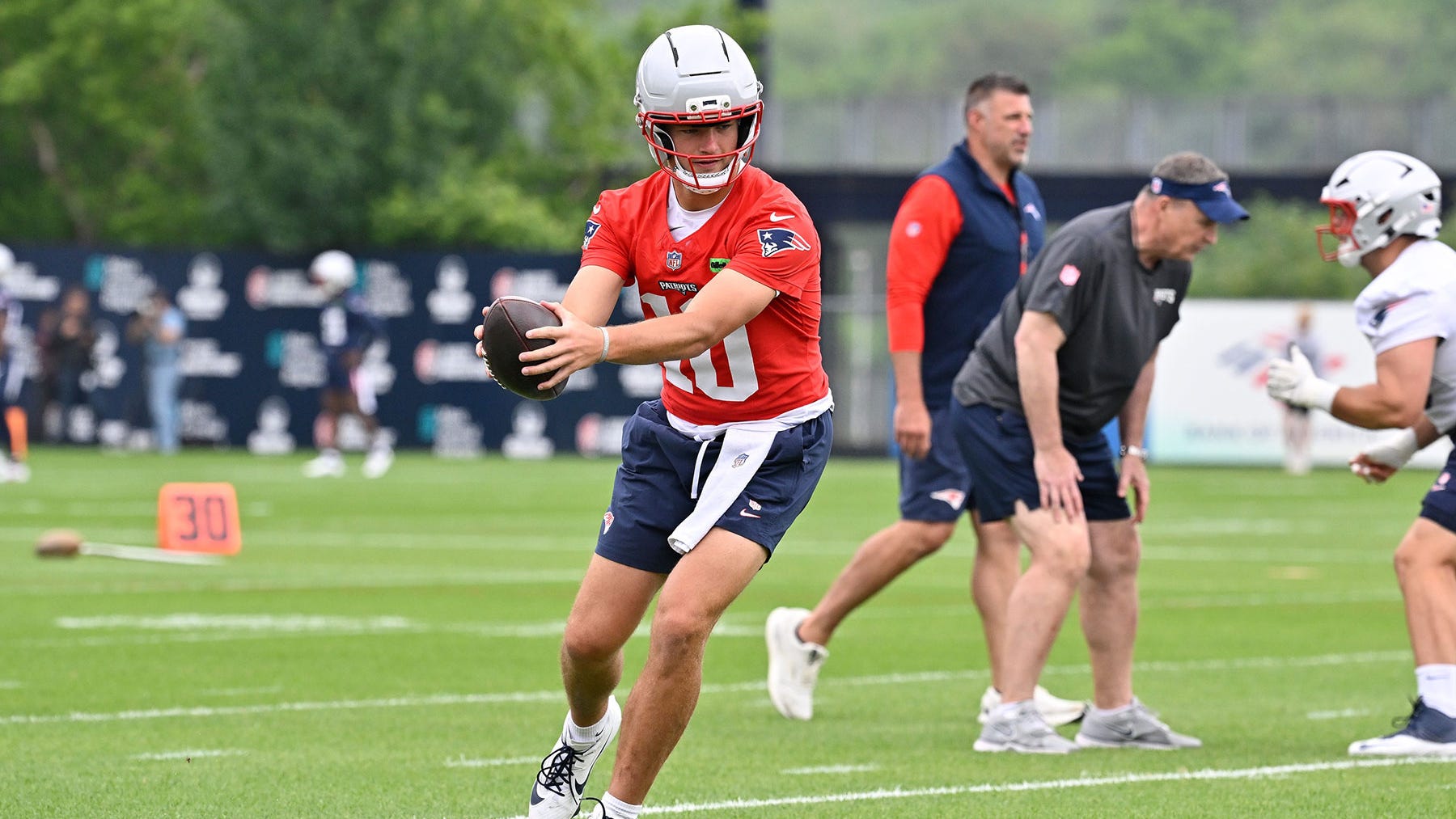 Mike Vrabel discusses Drake Maye’s ‘gradual progression,’ one area to improve