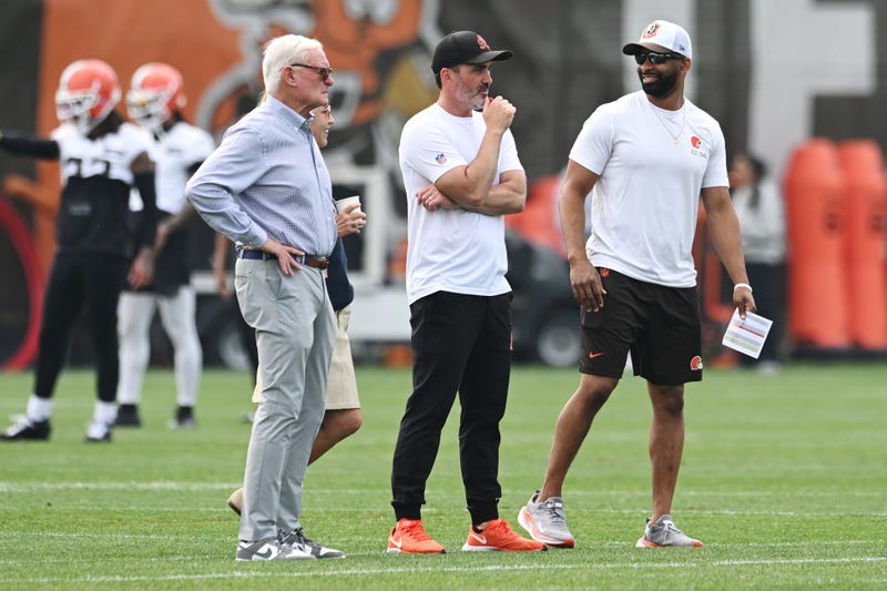 Jun 12, 2025; Berea, OH, USA; Cleveland Browns head coach Kevin Stefanski, middle, and managing and principal partner Dee Haslam, middle left, and managing and principal partner Jimmy Haslam, left, and executive vice president, football operations and general manager Andrew Berry watch practice during mini camp at CrossCountry Mortgage Campus.