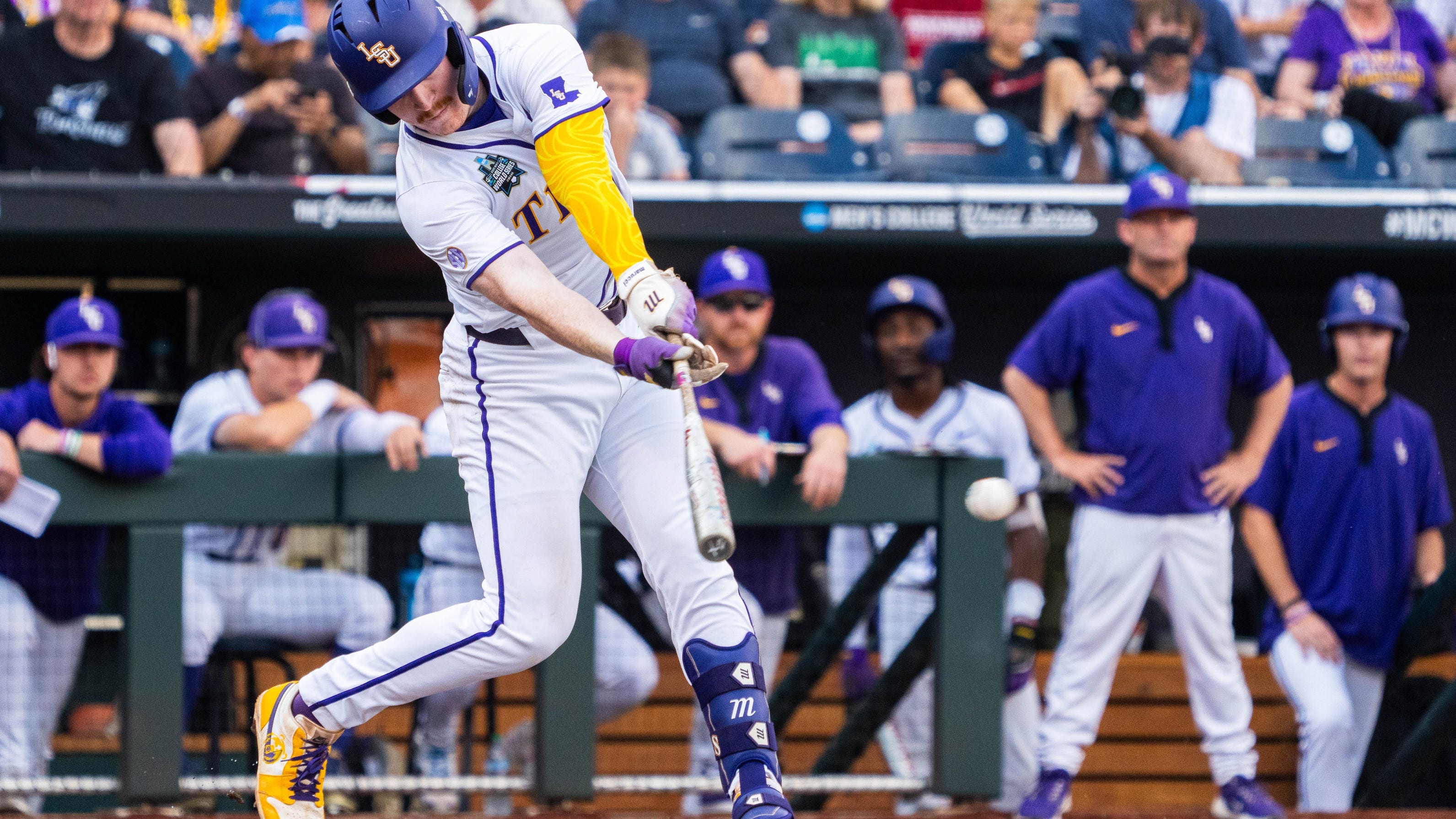 LSU baseball walks off Arkansas after magical 9th inning rally, advances to CWS title series