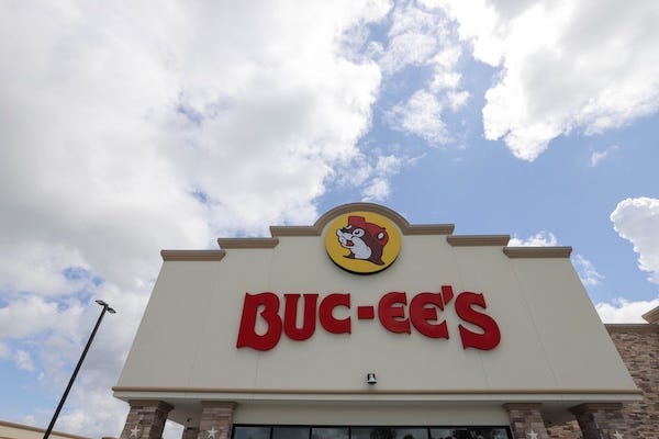 Entrance sign of a Buc-ee’s