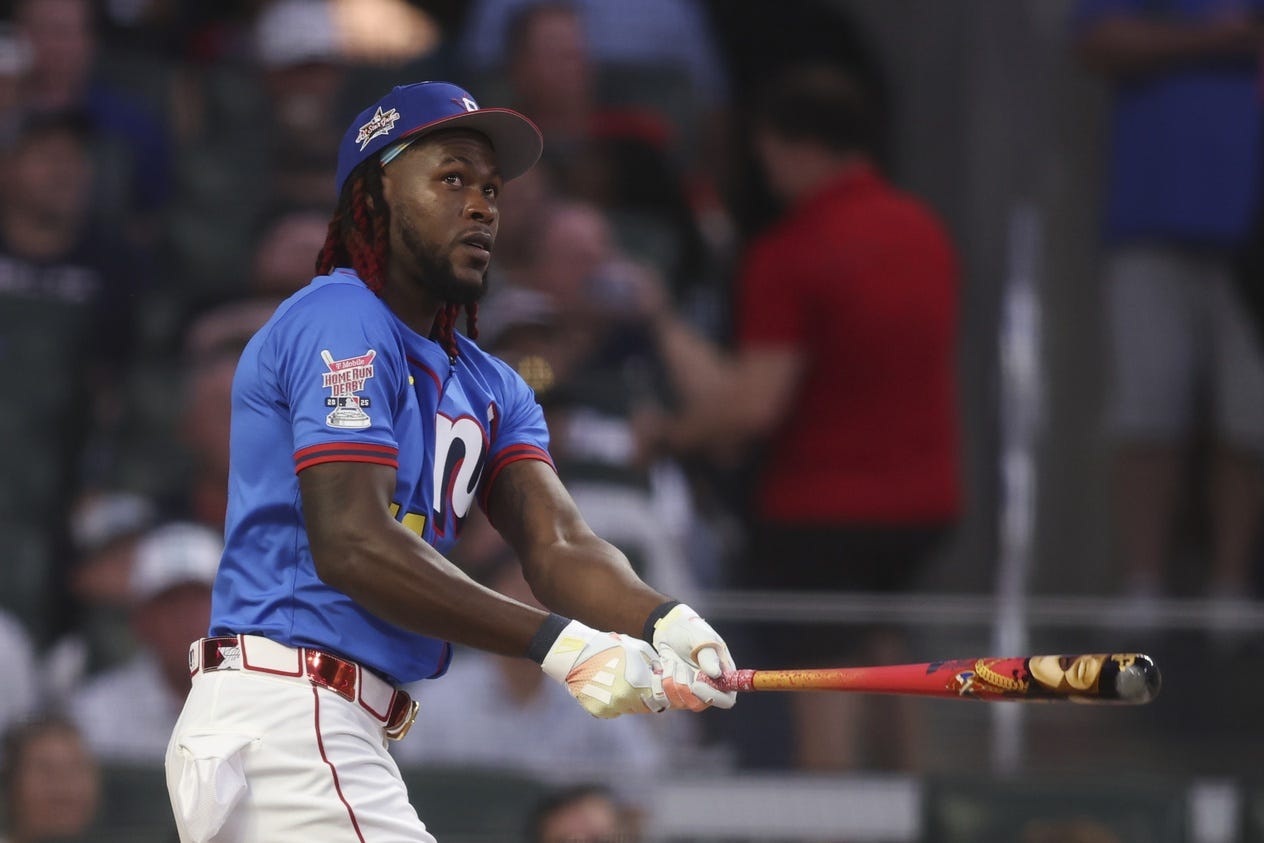 Oneil Cruz hits 513-foot HR, makes it to Derby semis