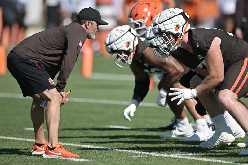 Jul 23, 2025; Berea, OH, USA; Cleveland Browns head coach Kevin Stefanski lines up against the offense during training camp at CrossCountry Mortgage Campus. Mandatory Credit: Ken Blaze-Imagn Images