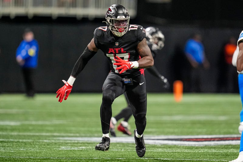 Atlanta Falcons linebacker Arnold Ebiketie