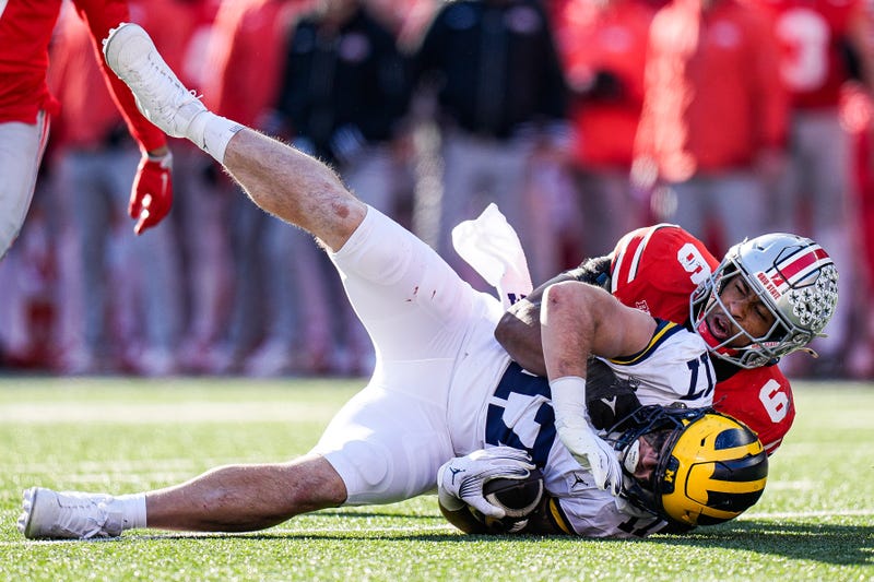 Michigan tight end Marlin Klein (17) makes a catch against Ohio State safety Sonny Styles (6) during the second half at Ohio Stadium in Columbus, Ohio on Saturday, Nov. 30, 2024.