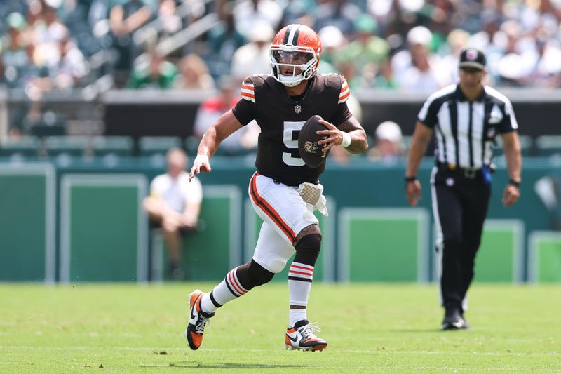 Aug 16, 2025; Philadelphia, Pennsylvania, USA; Cleveland Browns quarterback Dillon Gabriel (5) runs with the ball against the Philadelphia Eagles during the first quarter at Lincoln Financial Field.