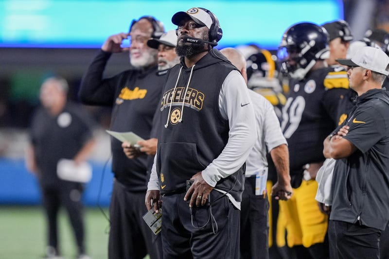 Mike Tomlin on the sidelines at Carolina