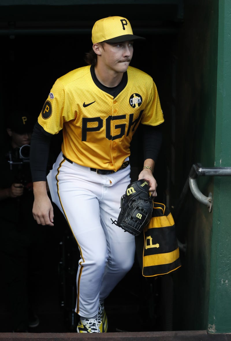 Bubba Chandler coming out of dugout