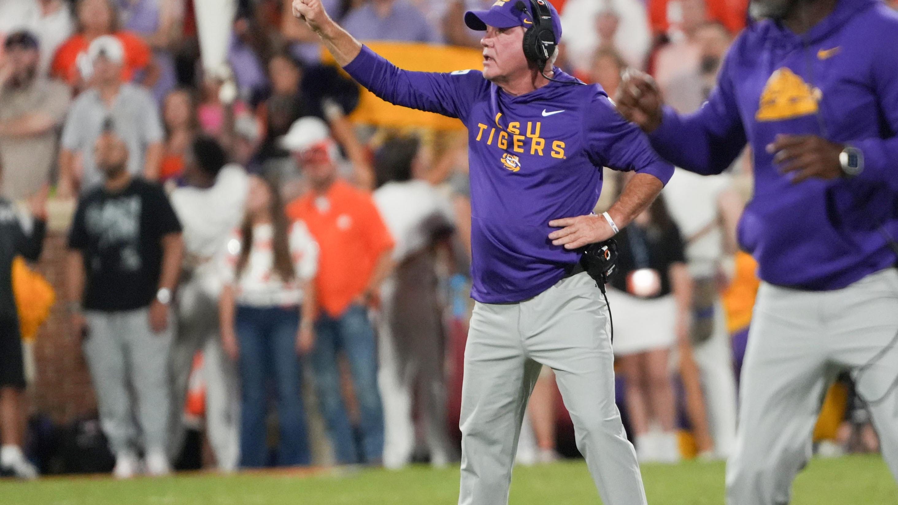 Brian Kelly admits to mistake that cost the Tigers points vs Clemson