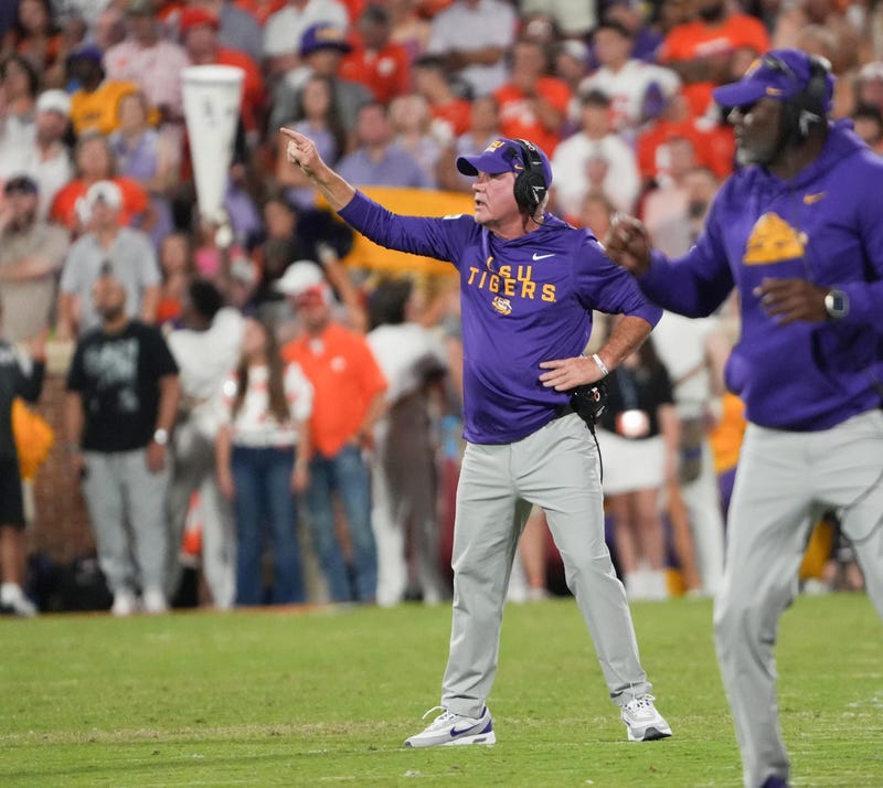 LSU coach Brian Kelly