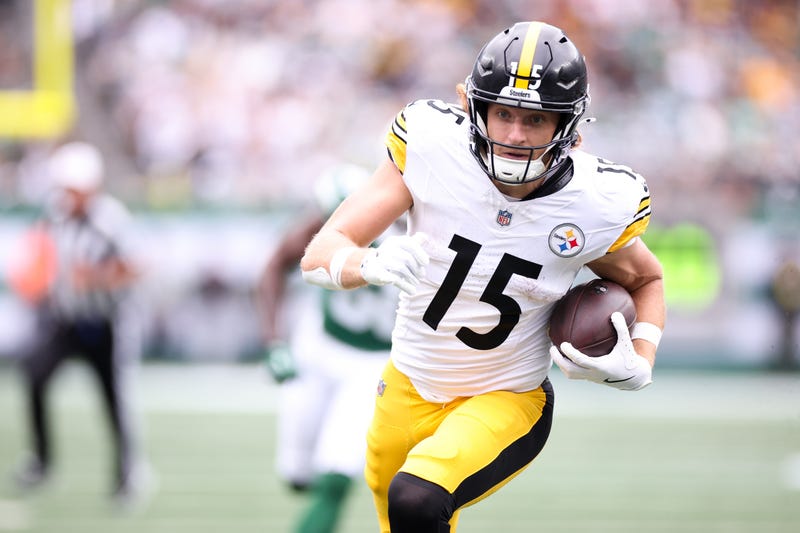 Ben Skowronek running for TD
