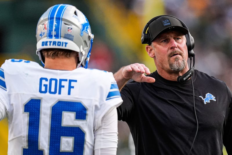 Jared Goff, Dan Campbell