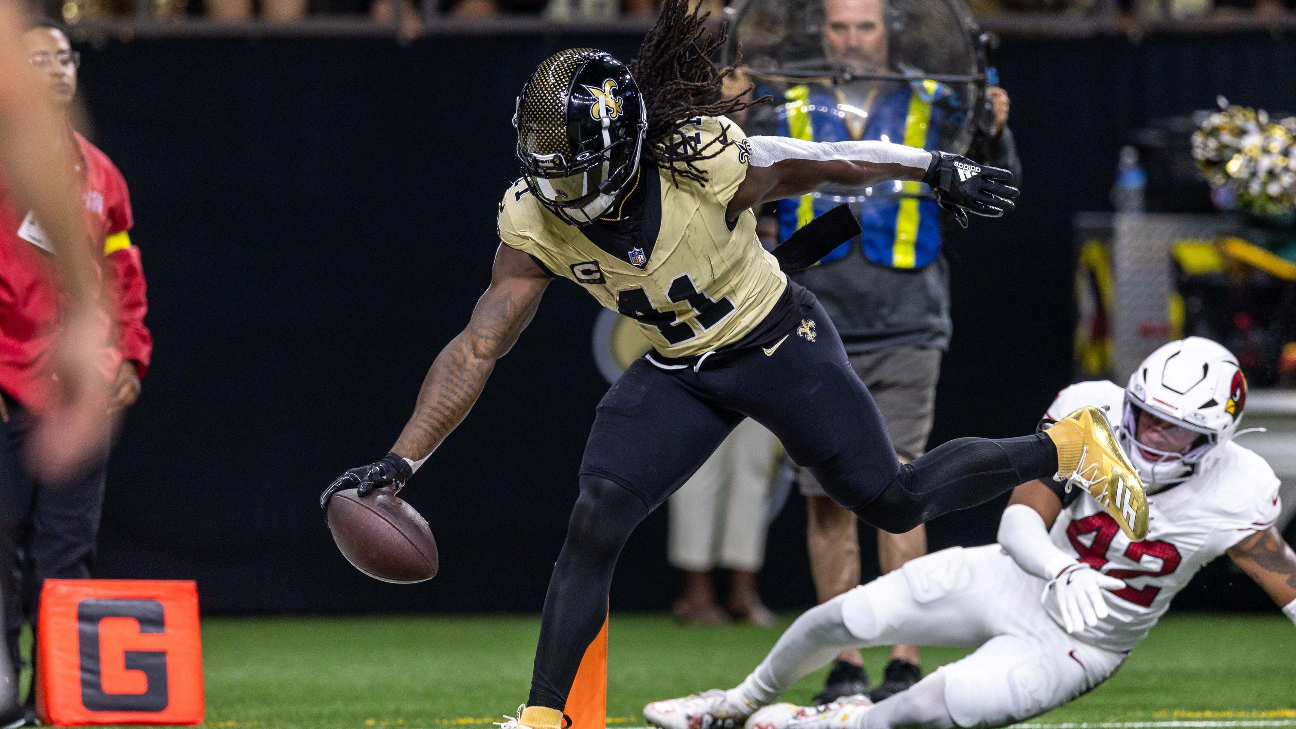 Alvin Kamara has no interest in being traded from Saints, but he's got a plan if it happens