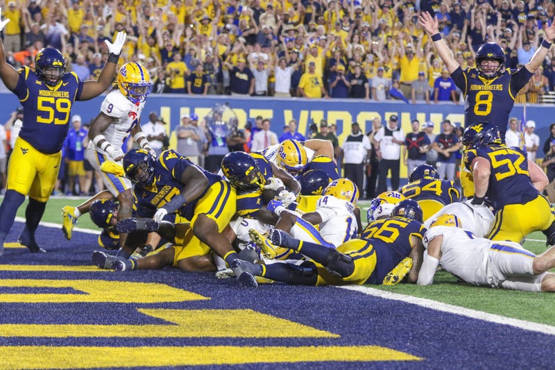 West Virginia scores late against Pitt