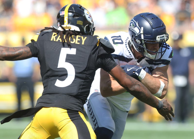 Jalen Ramsey about to make a tackle