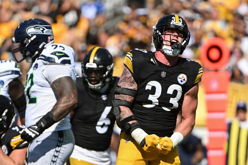 Jack Sawyer celebrates first career sack