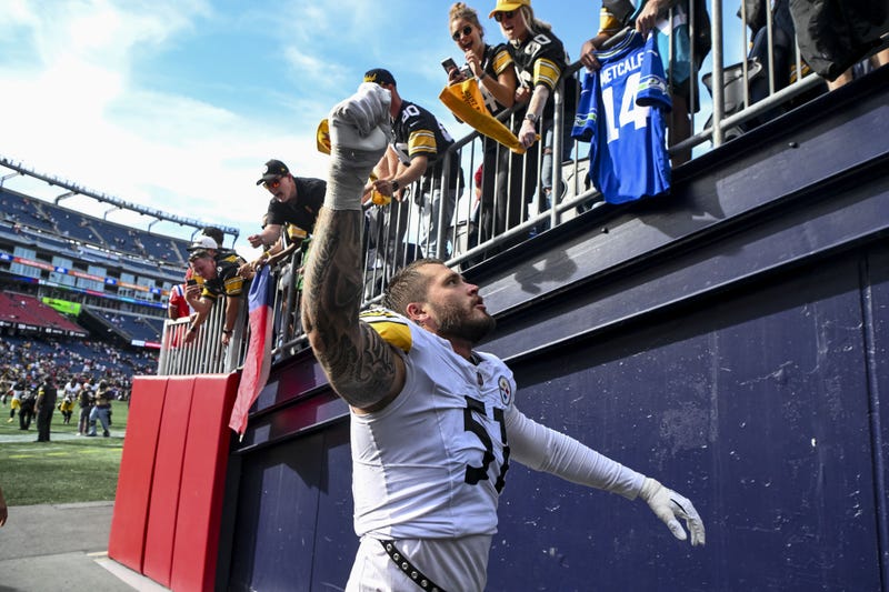 Nick Herbig leaving Patriots game